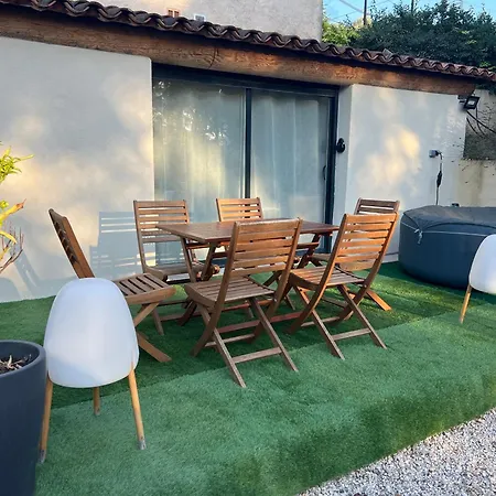 L'escale Apartment *